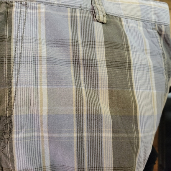 Dockers Men 6 Pocket Shorts 40 Plaid - Picture 8 of 8